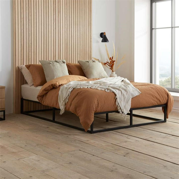 Birlea  Black Soho Metal Platform Bed in Size King, Sports Direct