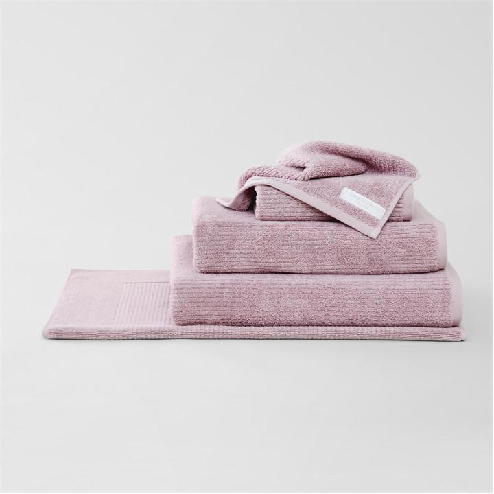 Sheridan  Pink Living Textures Towels in Size Bath Towel, Sports Direct