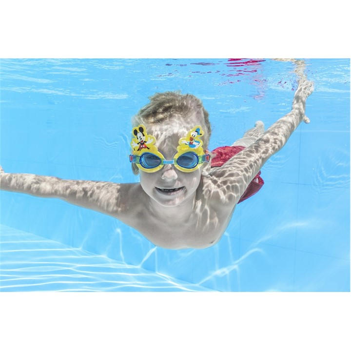 Character  Kids Red  3+ Swim Goggles, Sports Direct
