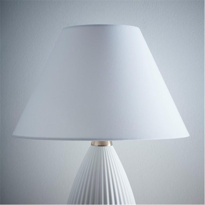 K Living  White Textured Linen Fabric Coolie Lampshade in Size S, Sports Direct