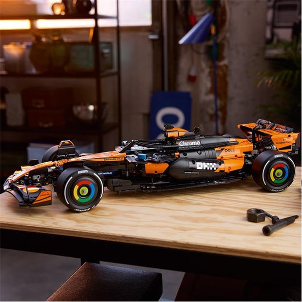 Mclaren MCL39 - LEGO - Technic 42228 McLaren MCL39 F1® Car