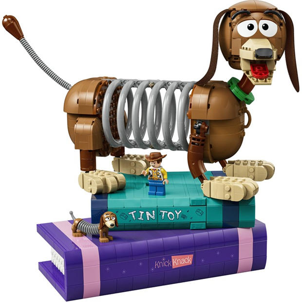Slinky Dog - LEGO - Disney and Pixar Toy Story Slinky Dog Bookends 43301