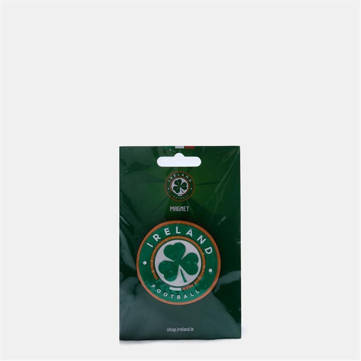 Castore  Green  Crest Football Magnet, Sports Direct