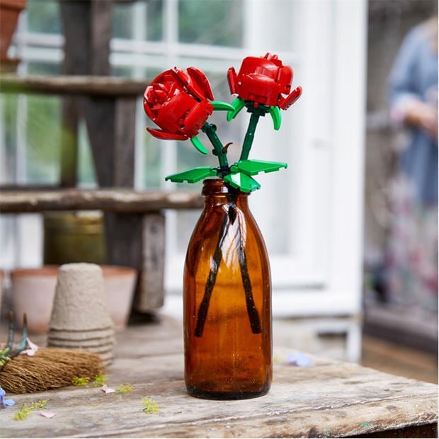Roses - LEGO - LEGO Botanicals Flower Bouquet Home Decor Set 40460