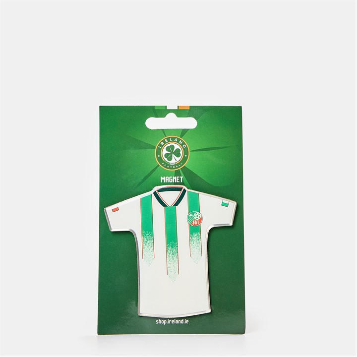 Castore  Green  Retro Football Magnet, Sports Direct