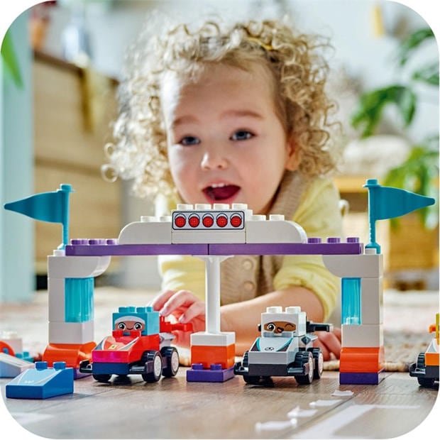 DUPLO Mesto - LEGO - DUPLO 10445 F1 Team Race Cars & Drivers Toy Set