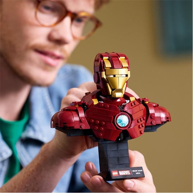 TBC - LEGO - LEGO® Marvel Iron Man MK4 Bust Buildable Model for Adults with Minifigure 76327