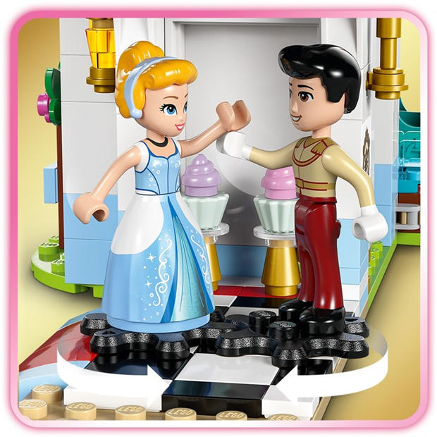 Дисни принцеса - LEGO - Disney 43275 Princess Cinderella’s Castle & Horse Carriage