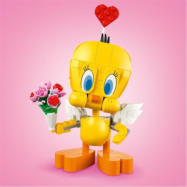 Tweety Bird - LEGO - Looney Tunes Sweetheart Tweety Bird Building Set 40824