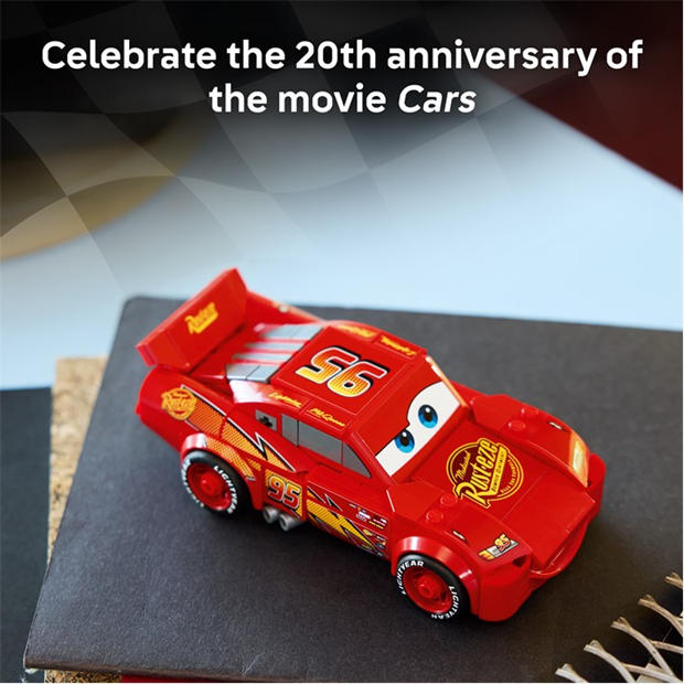 Lightng McQueen - LEGO - Speed Champions Lightning McQueen Car Toy 77255