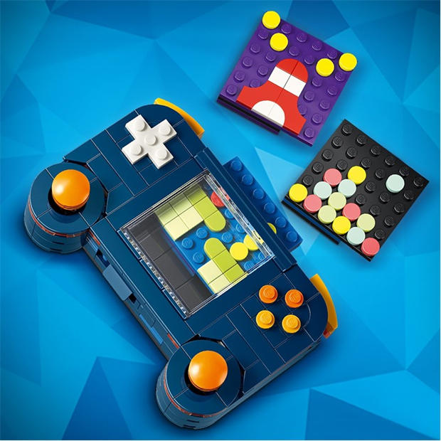 TBC - LEGO - Creator 3in1 Retro Gaming Console Building Toy 31380