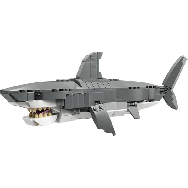 Retro Gaming - LEGO - Creator 3in1 Fierce Shark with a Treasure Chest 31381