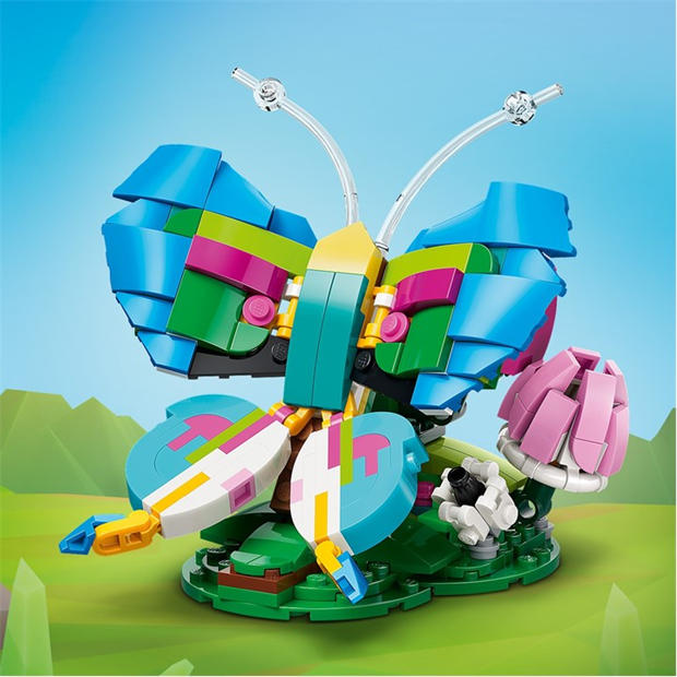 TBC - LEGO - Creator 3in1 Wild Animals: Colourful Hummingbird 31384
