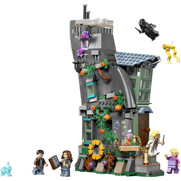 TBC - LEGO - Harry Potter Luna Lovegood’s House Toy for Kids 76467