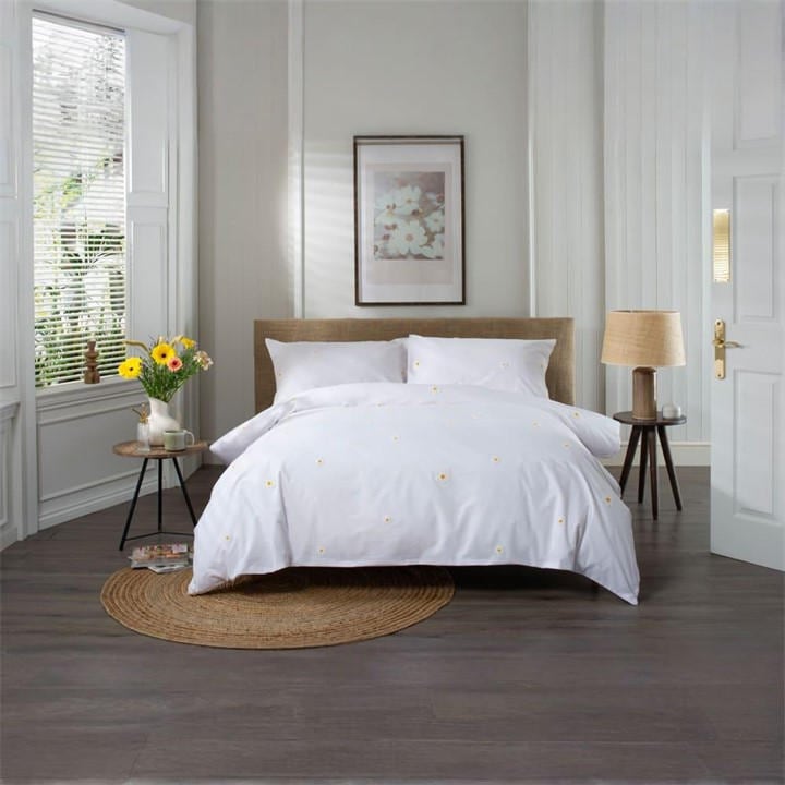 The Lyndon Company  White Duvet Cover Sets in Size Superking, Sports Direct