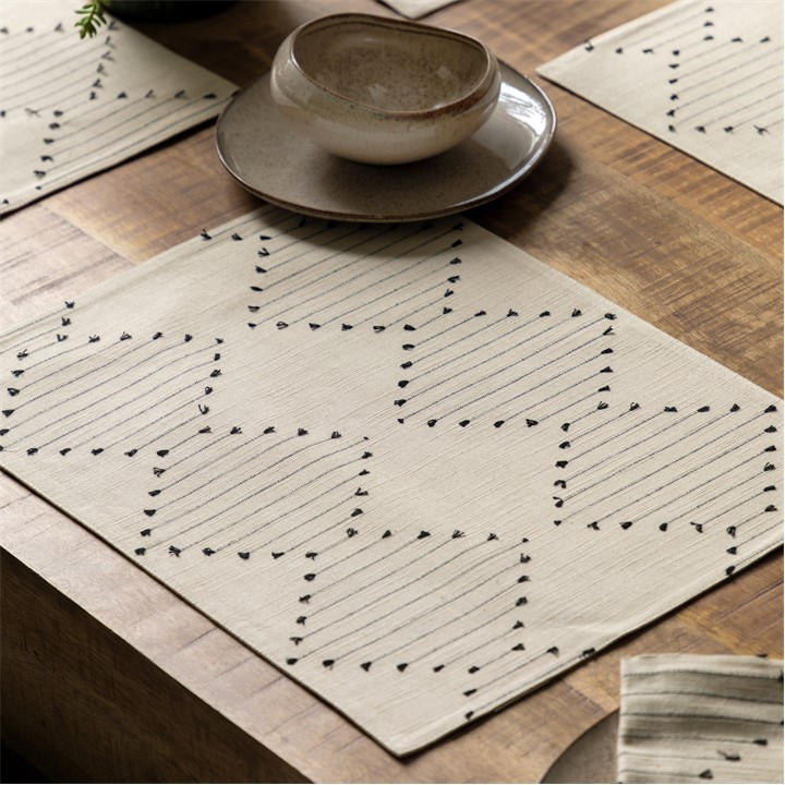 Gallery  Beige Linen Effect Placemat (4Pk) 450X350mm Diamond Weave Placemat (4Pk), Sports Direct
