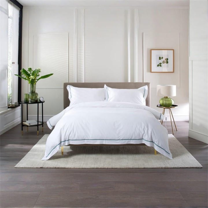 The Lyndon Company  Green Duvet Cover Sets in Size Superking, Sports Direct