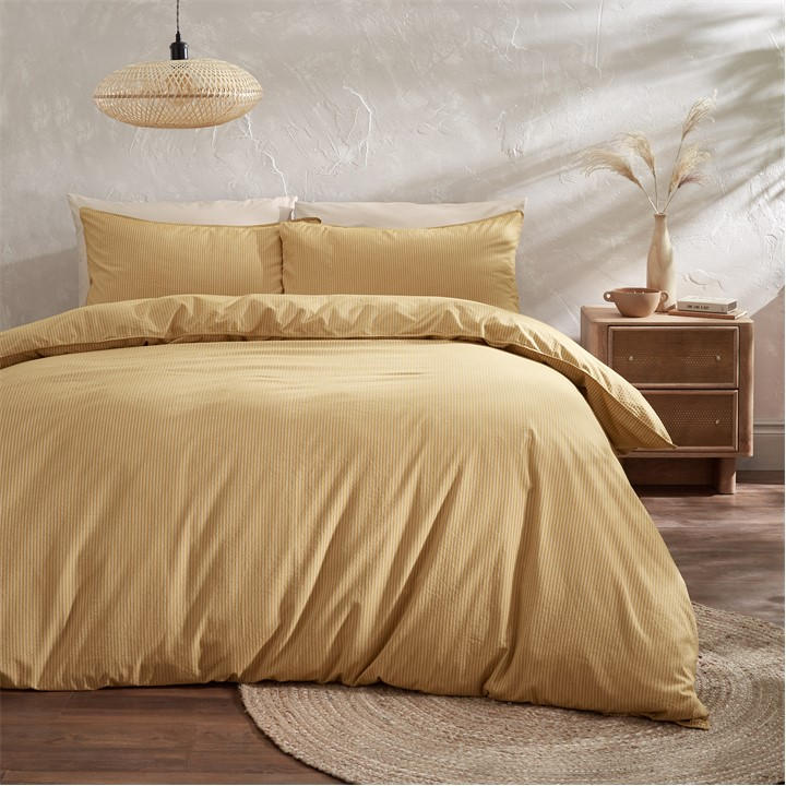 Pineapple Elephant  Gold Duvet Cover Set in Size King, Sports Direct