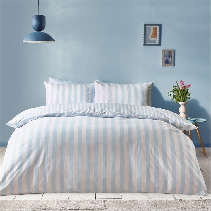 Sassy B  Blue Stripe Tease Duvet Cover Set in Size King, Sports Direct