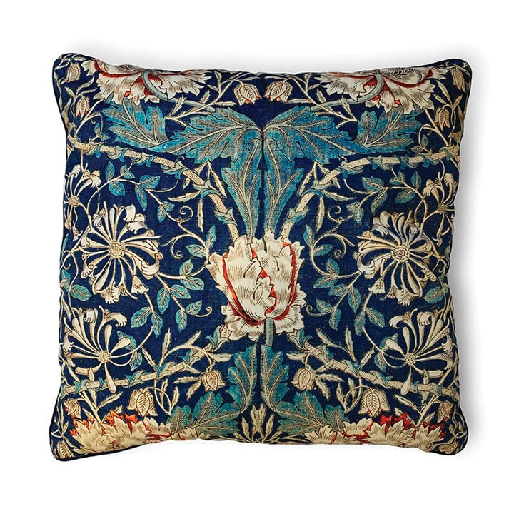 The Art Group   William Morris Cushion, Sports Direct