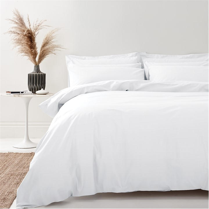 Jack Wills  White 200 Thread Count Cotton Duvet Cover Set in Size Superking, Sports Direct