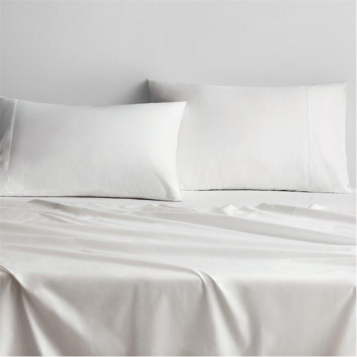 Sheridan  White 500Tc Cotton Sateen Flat Sheets in Size Double, Sports Direct