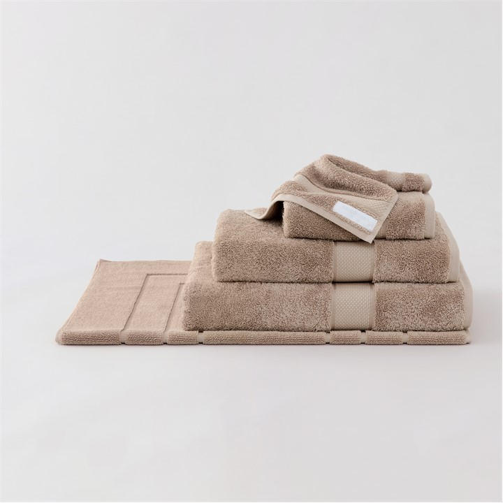 Sheridan  Brown Luxury Egyptian Towels in Size Face Cloth, Sports Direct