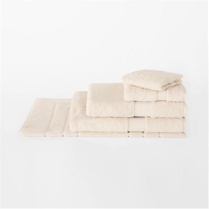 Sheridan  Beige Luxury Egyptian Towels in Size Face Cloth, Sports Direct