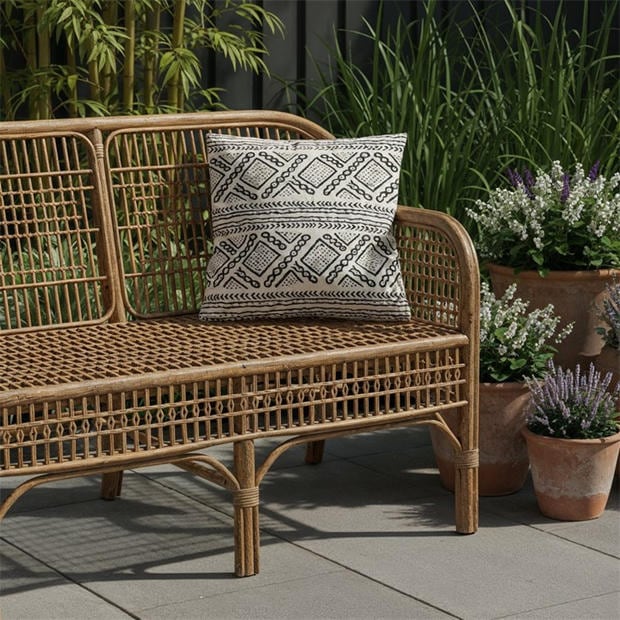 Aztec Diamond - Streetwize - Outdoor Cushion - Bali Pattern
