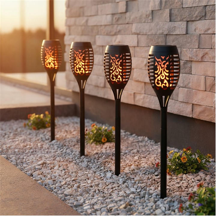 Streetwize   Solar Flickering Flame Stake Lights 4 Pack, Sports Direct