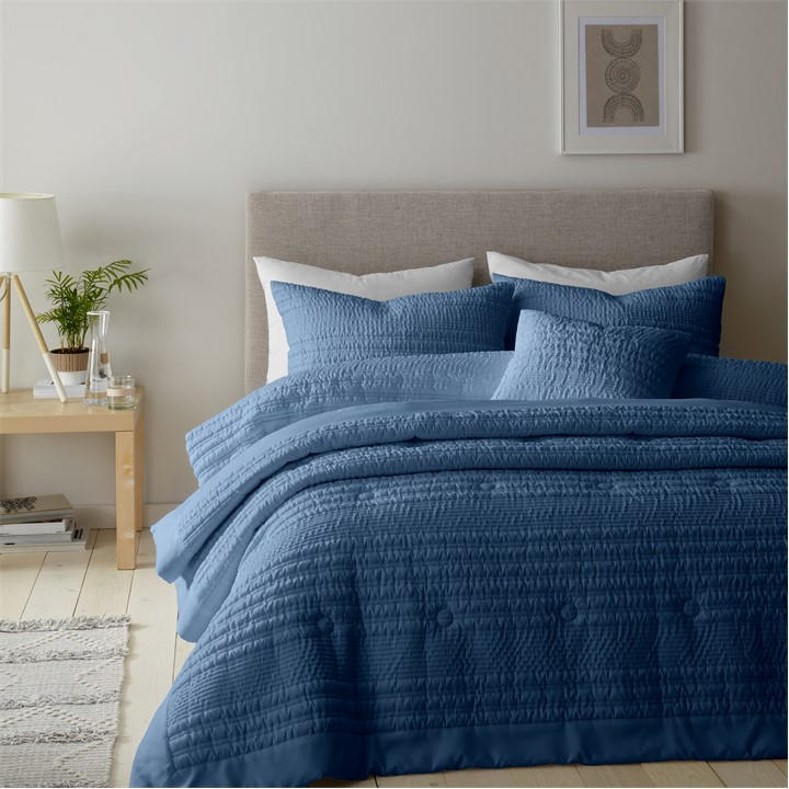Catherine Lansfield Unisex Blue Stripe Duvet Cover Set Superking